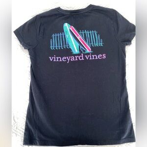 Vineyard Vines Women’s Black Pocket Tee with Surfboard Design size S